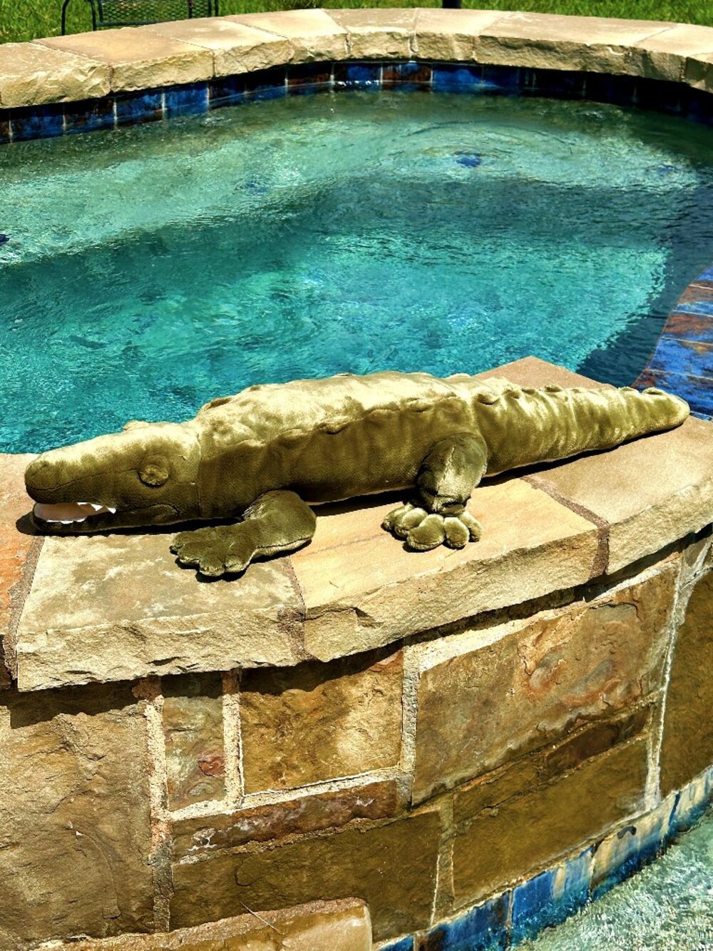 WILD REPUBLIC Cuddlekins CROCODILE Plush 36" Jumbo Stuffed Animal Toy Alligator